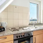 Hannover-laatzen Apartment